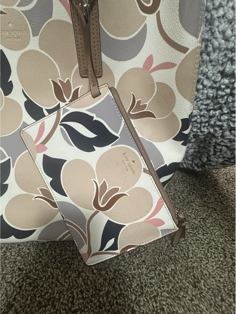 Kate Spade Arch Place Mya Breezy Floral Reversible Coated Canvas Tote + Pouch NE - Picture 5 of 15
